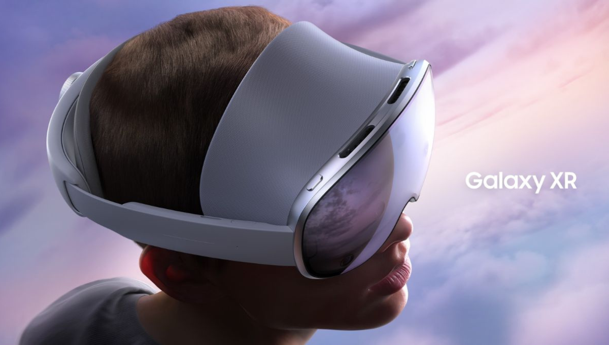 Samsung Galaxy XR Headset पहनकर वर्चुअल और ऑगमेंटेड रियलिटी एक्सपीरियंस