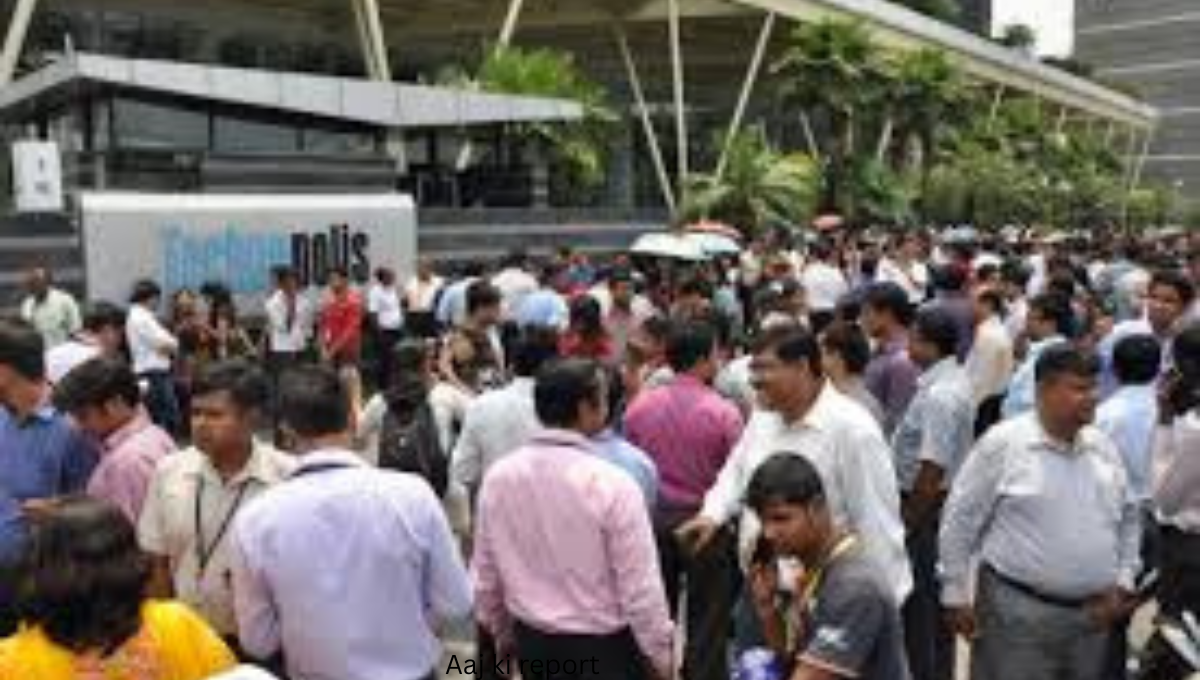 कोलकाता में भूकंप के झटके महसूस करते लोग – Earthquake Kolkata 2025